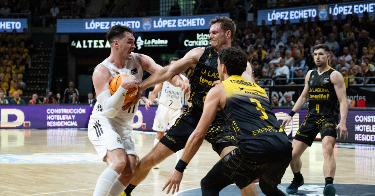 Kraljevi više ne vladaju: Slavni trener nakon debakla na izlaznim vratima, a Hezonji stiže more ponuda