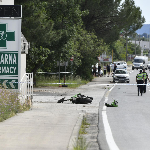 Teška prometna nesreća u mjestu Murvica u kojoj je smrtno stradalo dvoje ljudi 