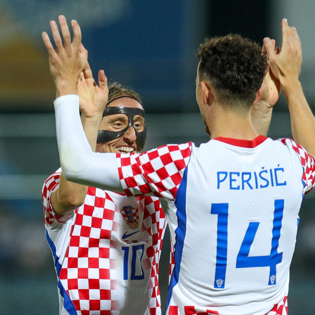 Luka Modrić i Ivan Perišić