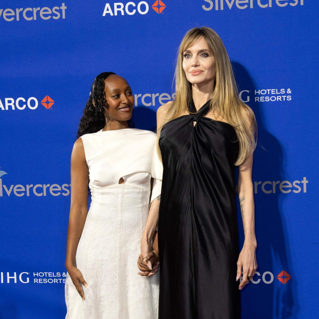 Angelina i Zahara Jolie