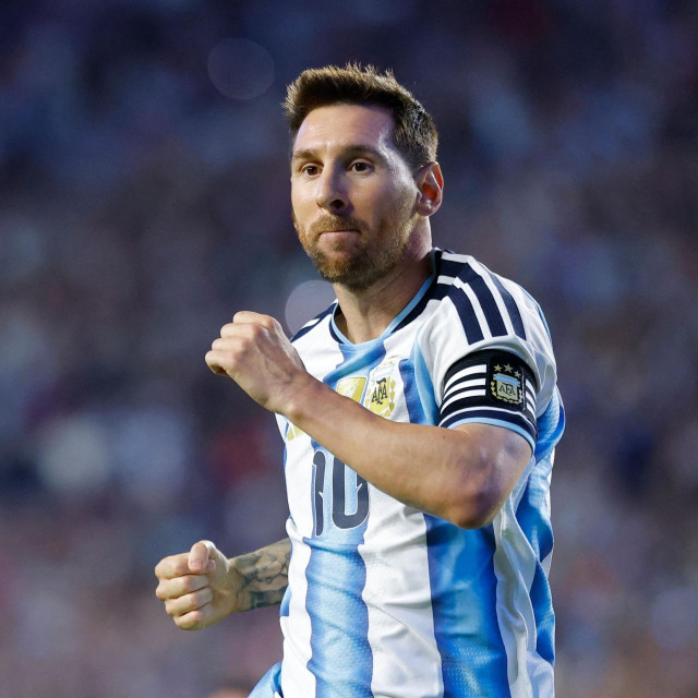 Lionel Messi slavi pogodak