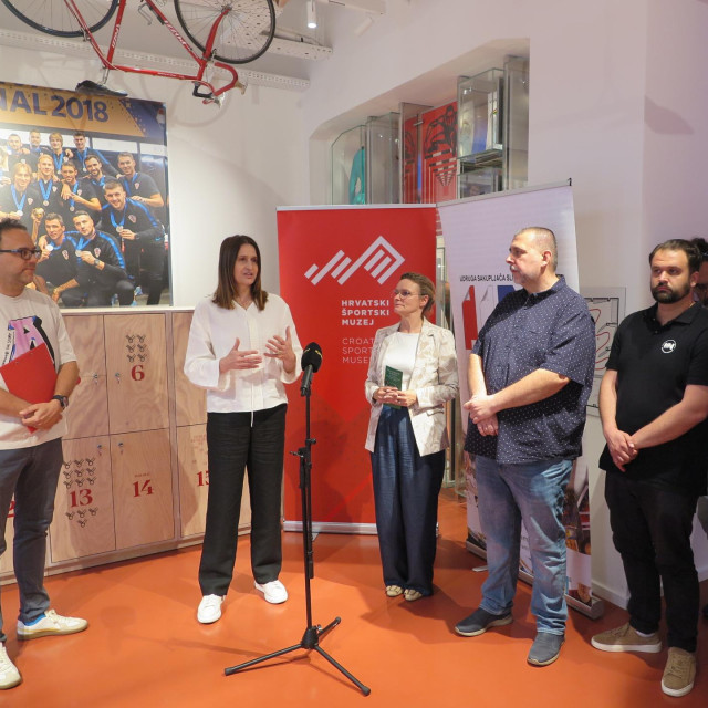 Ravnateljica Hrvatskog sportskog muzeja Danira Bilić otvara izložbu