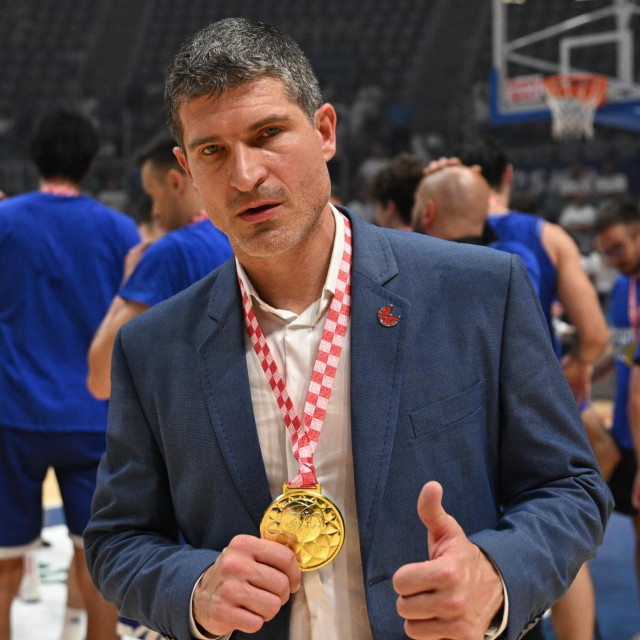 Ivan Rudež s medaljom