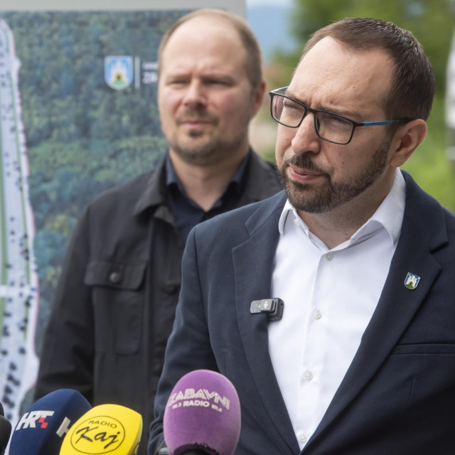 Tomislav Tomašević na redovnoj konferenciji za medije, 11. lipnja