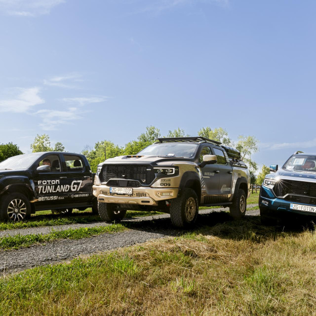 Foton modeli