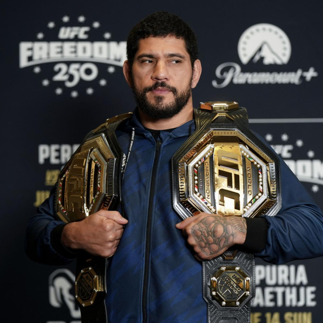 Alex Pereira