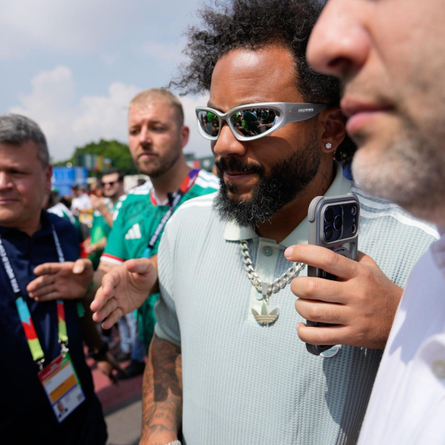 Marcelo ispred stadiona Azteca
