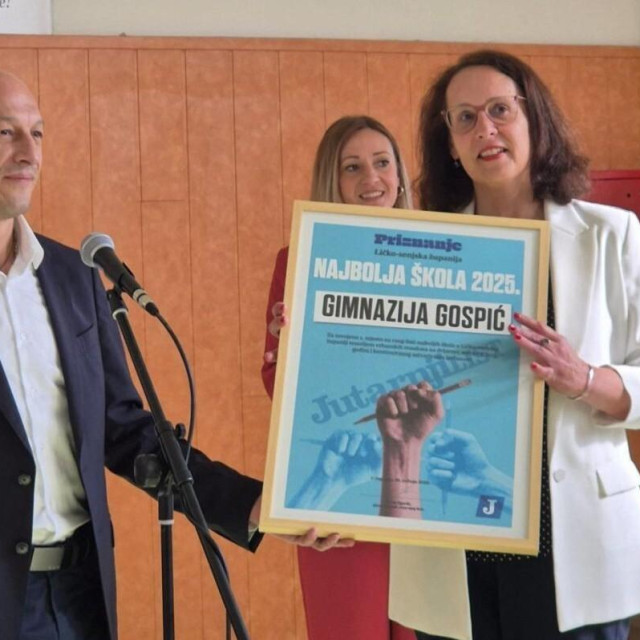 Dodjela priznanja Gimnaziji Gospić