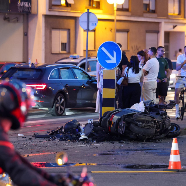 Prometna nesreća kod Vjesnikovog nebodera
