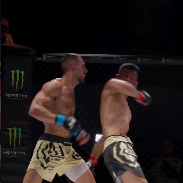 Dana Aghaie (desno) vs. Rinor Gashi (lijevo)