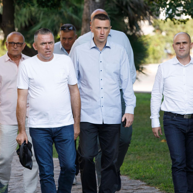 Stipo Mlnarić Ćipe, Ivan Penava, Josip Dabro