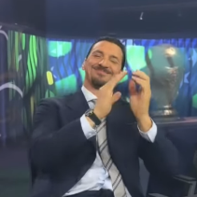 Zlatan Ibrahimović pjeva ”Luda za tobom” Lepe Brene