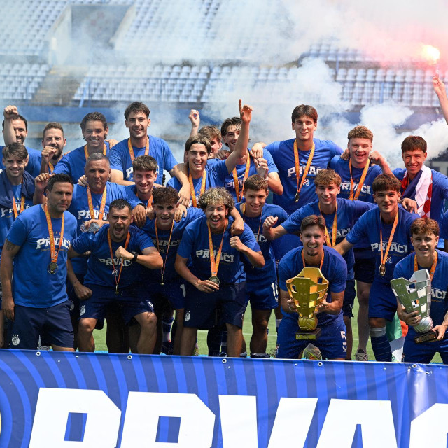 Hrvatski prvak, zagrebački Dinamo, u srijedu će u Nyonu doznati potencijalnog suparnika u 2. pretkolu Lige prvaka, a u igri ih je trenutačno 21