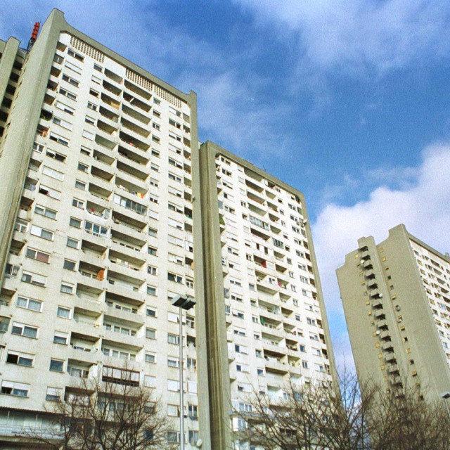 Stanovnici posljednjih katova nebodera u ulici Braće Domany u zagrebačkim Srednjacima uživaju u pogledu