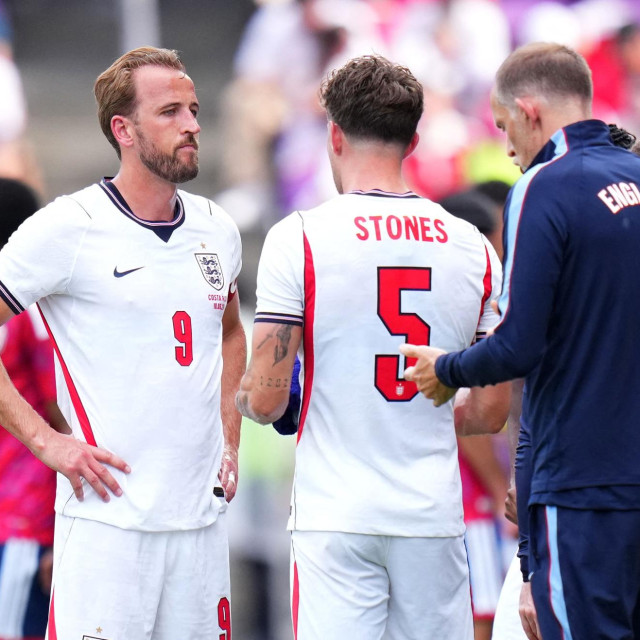 Harry Kane u razgovoru s Thomasom Tuchelom