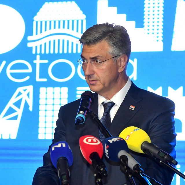 Andrej Plenković
 