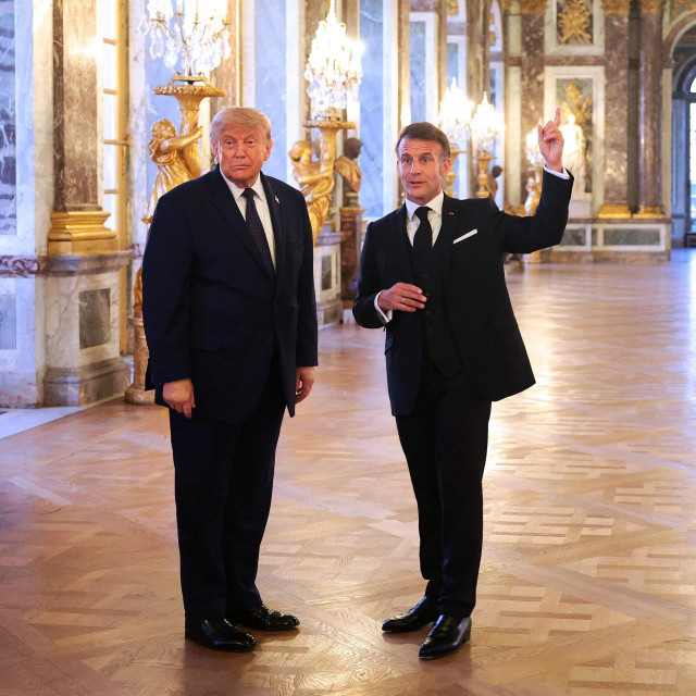 Donald Truump i Emmanuel Macron u dvorcu Versailles 