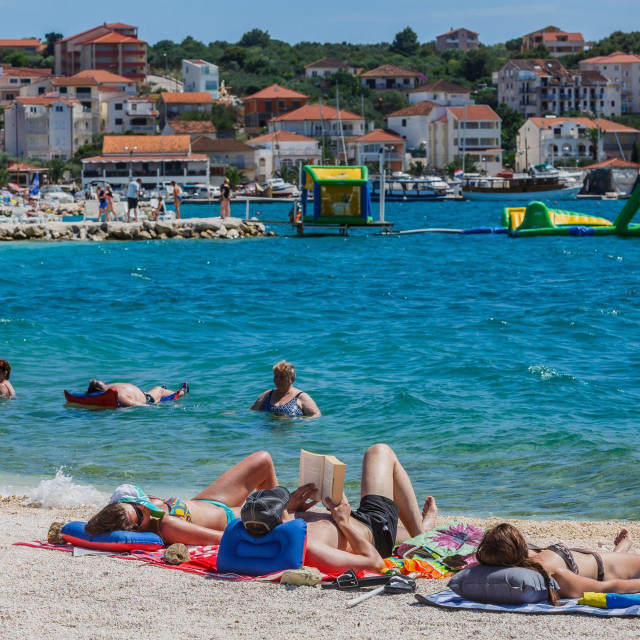 Plaža u Okrugu Gornjem na Čiovu