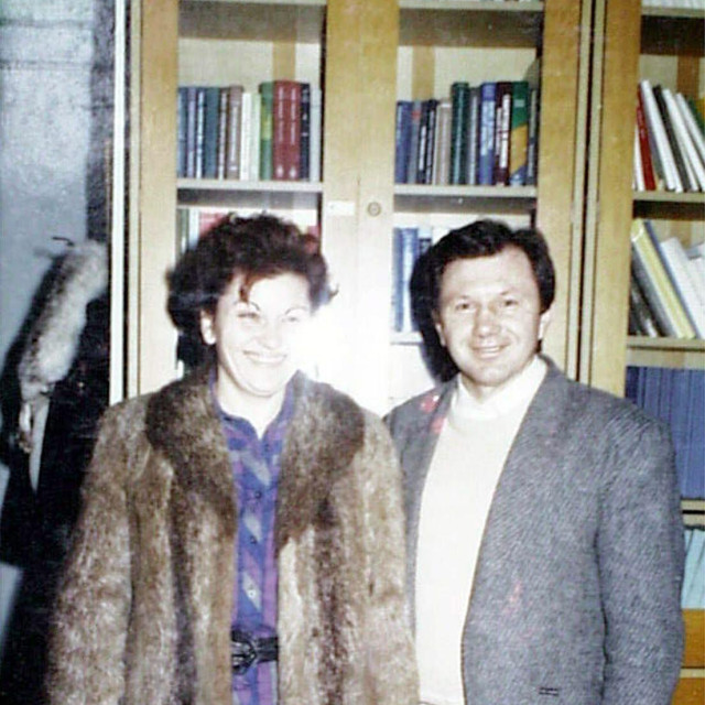 Marija i Branko Lovrić na obiteljskoj fotografiji