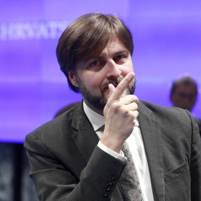Tomislav Ćorić
 