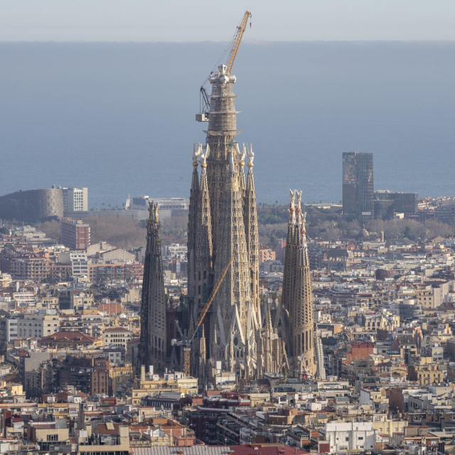 Sagrada Família danas je najviša vjerska građevina na svijetu: doseže 172,5 metara i nadmašuje katedralu u Ulmu u Njemačkoj