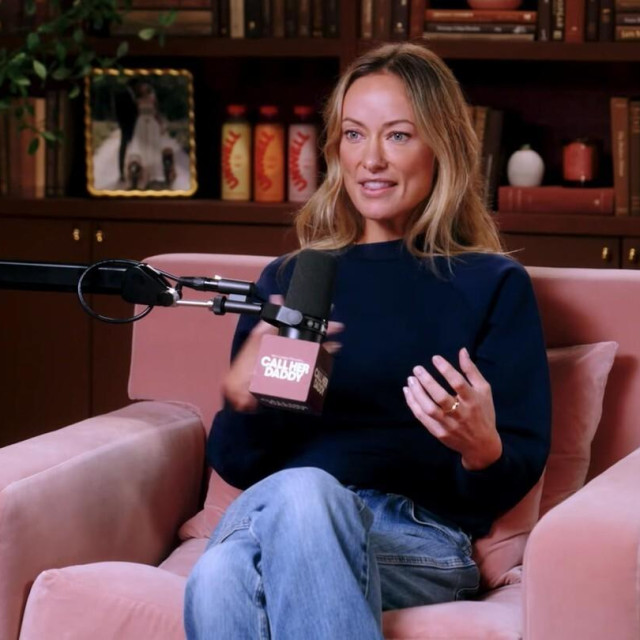  Olivia Wilde u podcastu Call Her Daddy
