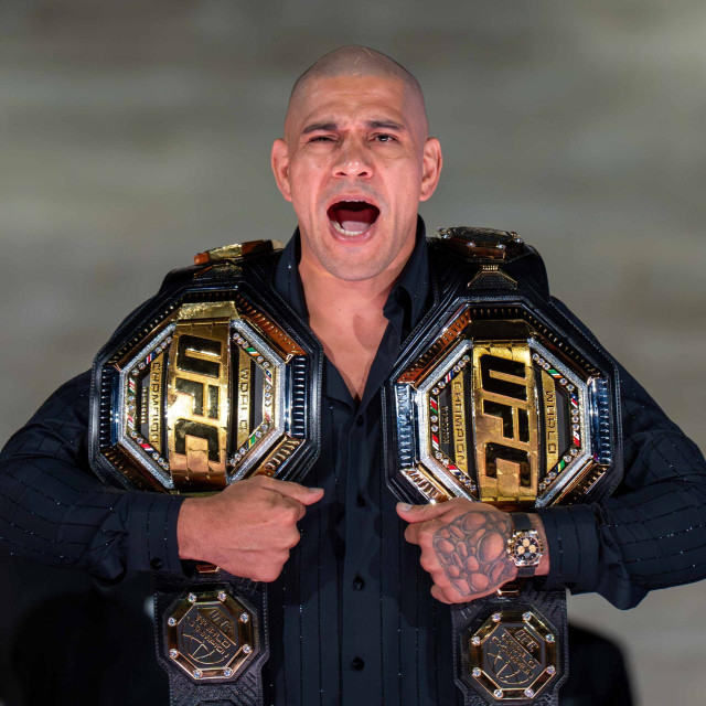 ALEX ‘‘POATAN‘‘ PEREIRA 