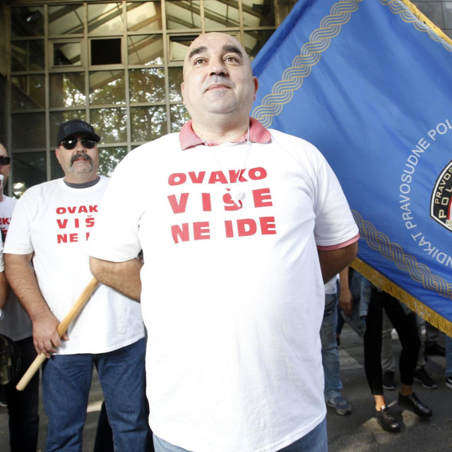 Sindikat pravosudne policije Hrvatske organizirao je mirni prosvjed i 2019.: ‘Ovako više ne ide‘