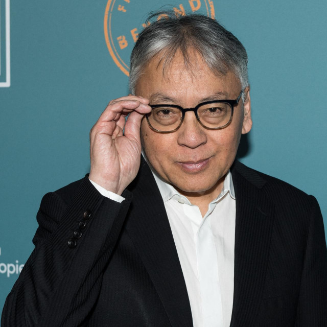 Sir Kazuo Ishiguro snimljen na dodjeli međunarodne nagrade Booker u svibnju 2026. u Lodonu