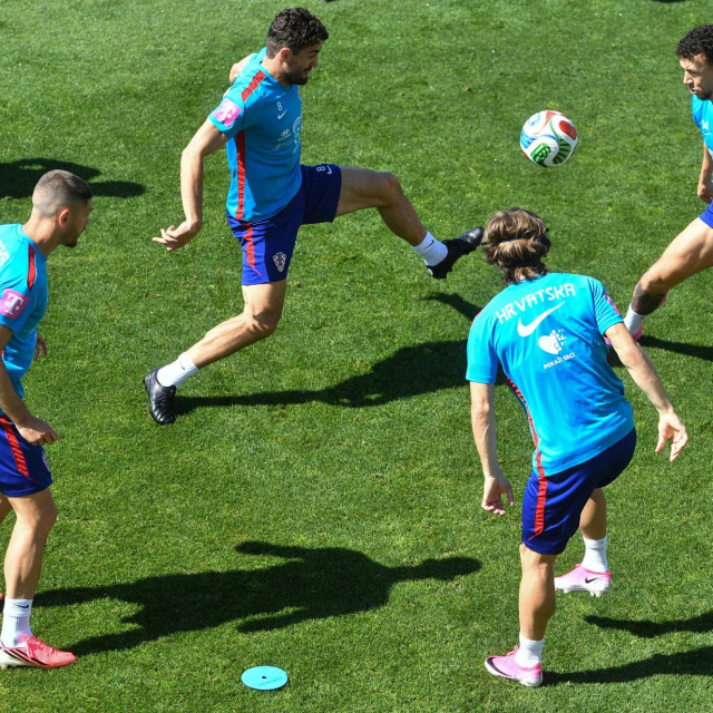 Andrej Kramarić, Mateo Kovačić, Luka Modrić i Ivan Perišić na treningu