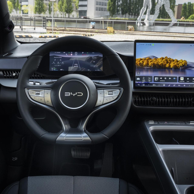 BYD Dolphin G DM-i
