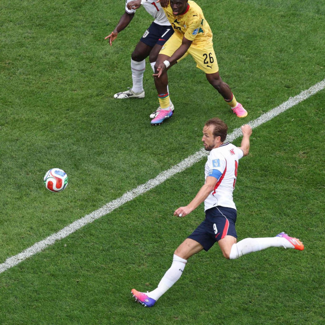 Harry Kane promašio volej sa šest metara za pobjedu nad Ganom
