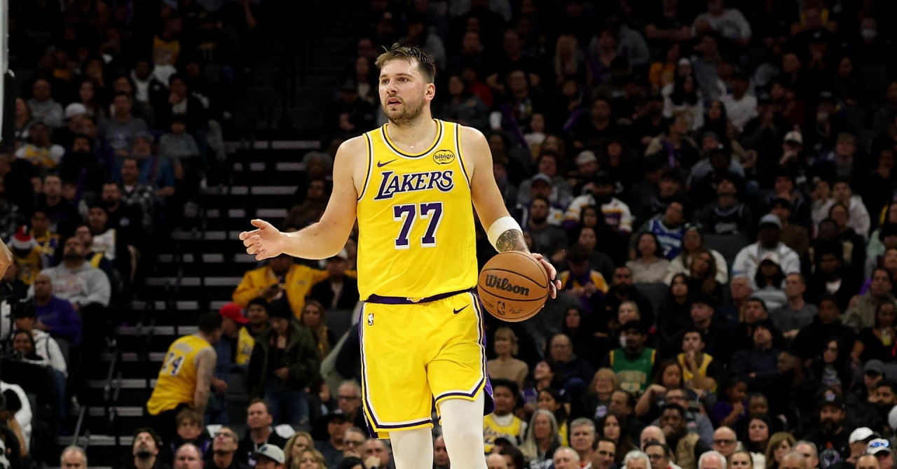Luka Dončić pomaže mladim sportašima da "ostanu u igri": "Sport je promijenio moj život zato sam tako strastven oko ovoga"