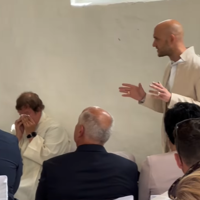 Marko Škugor zapjevao mladencima u Sloveniji