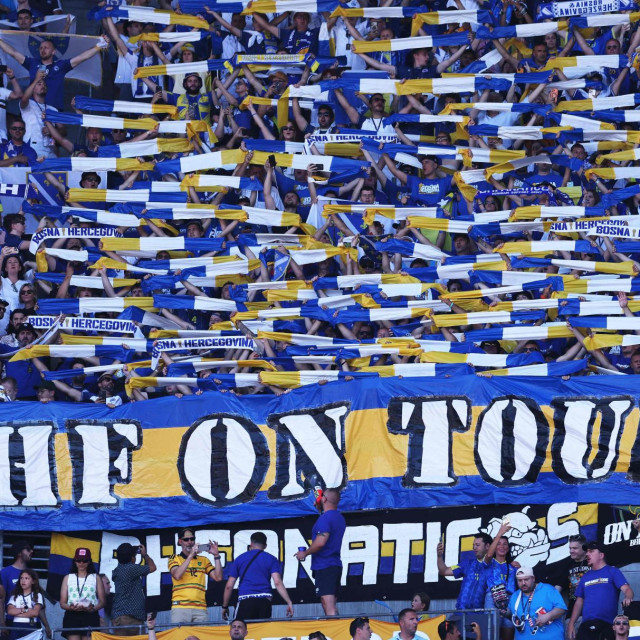 Procjena je kako je na stadionu u Seattleu oko 30.000 navijača BiH