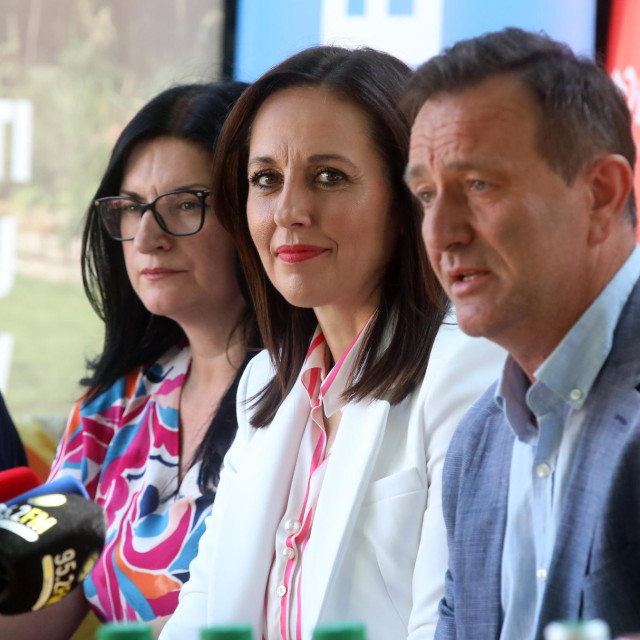 Direktorica Turističke zajednice grada Varaždina Jelena Toth i gradonečelnik Neven Bosilj