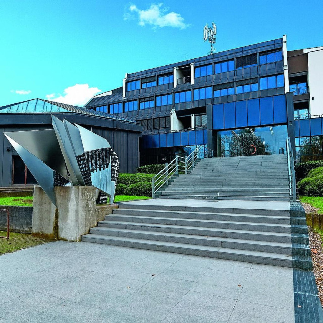 Stabilni prihodi, veće investicije i projekti koji mijenjaju način rada javne uprave