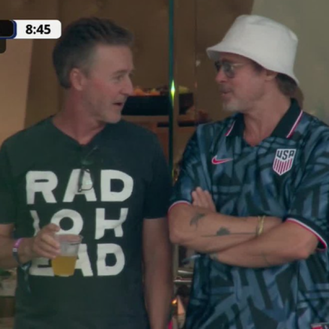 Edward Norton i Brad Pitt na utakmici SAD-a i Turske