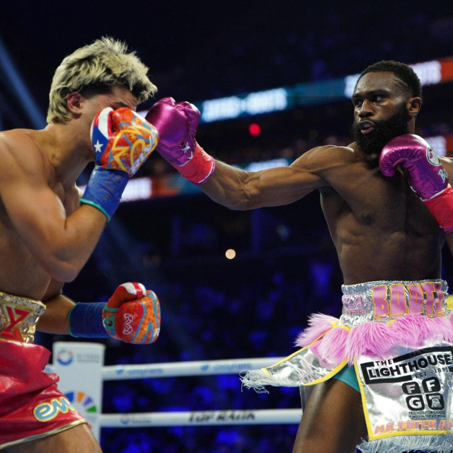 Xander Zayas (L)  vs. Jaron ‘Boots‘ Ennis (R) 
