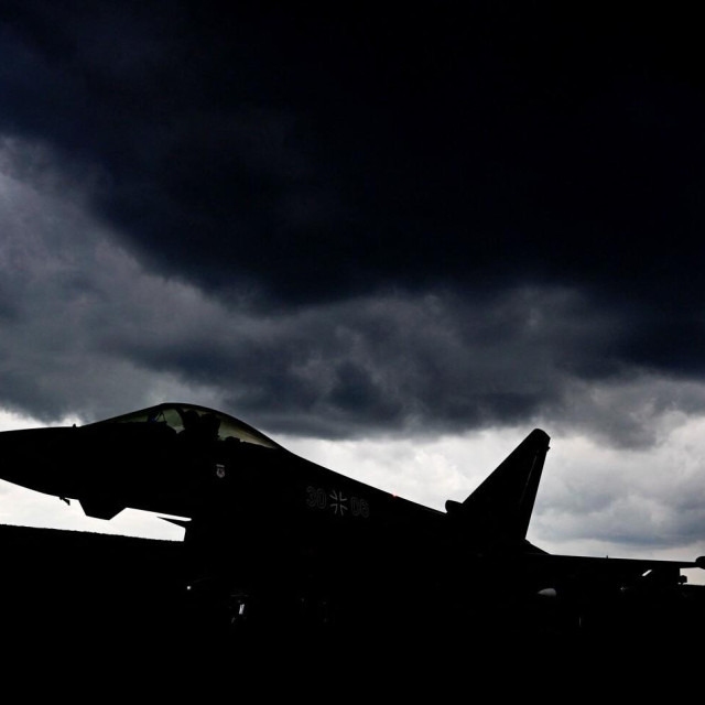 Njemački borbeni lovac Typhoon Eurofighter