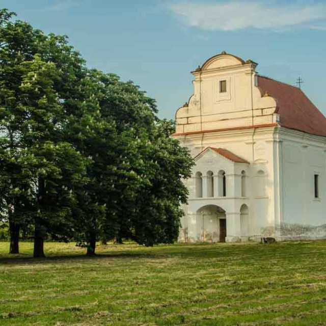 Crkva u Topolju