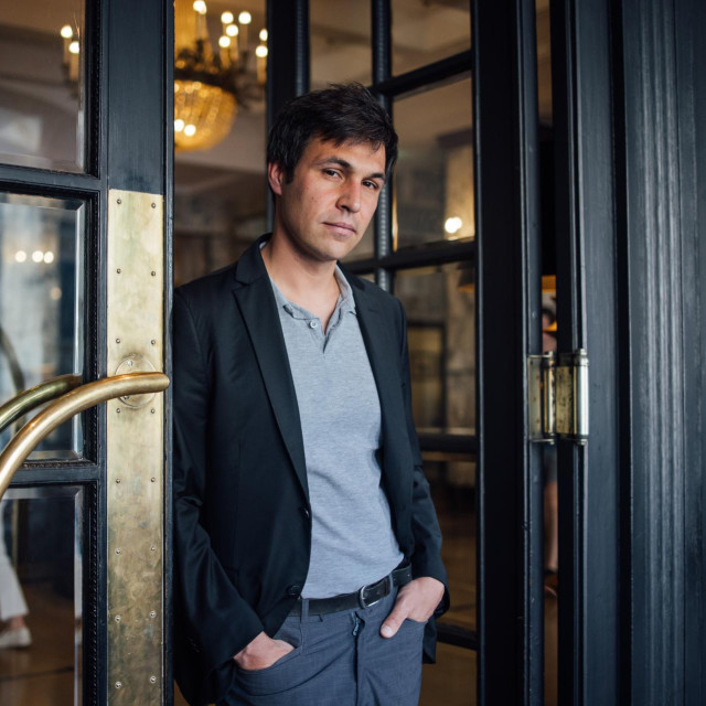 Ivan Colarić: ‘Zaista nisam u poziciji da išta mislim i zaključujem o 90-ima. Na to pravo imaju ratne žrtve, njihove obitelji te svi hrabri ljudi čista srca i zrela uma koji su istinski svjedoci tog vremena‘
