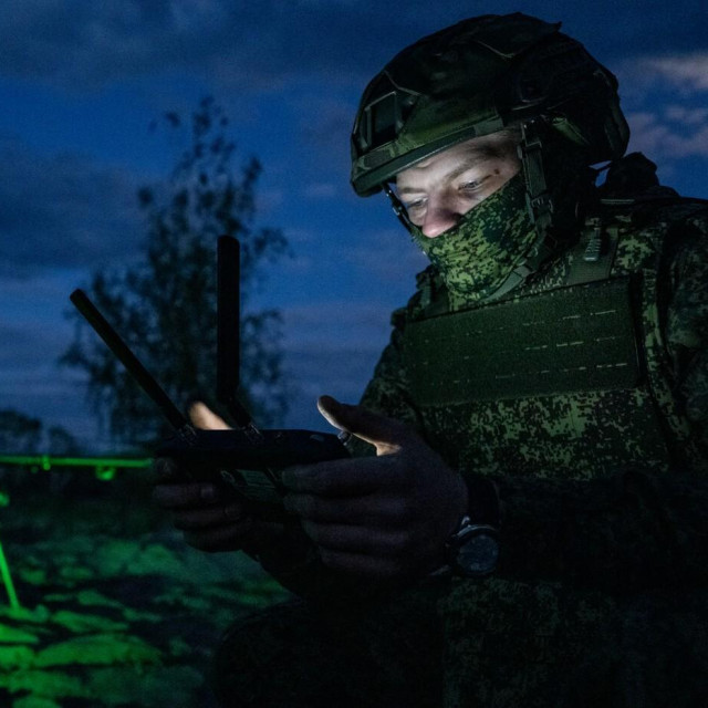 Ukrajinski operater dronova