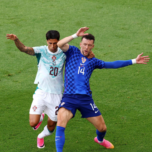 Joao Cancelo i Ivan Perišić