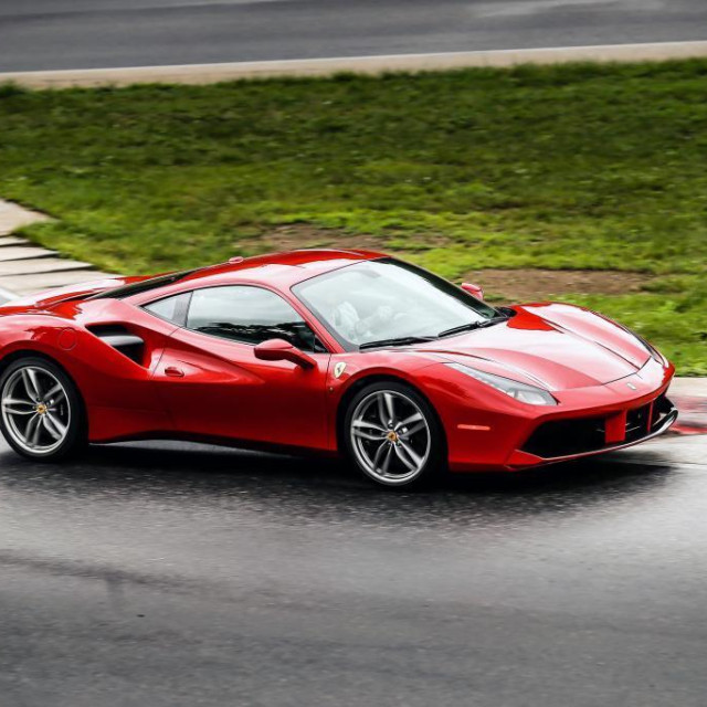 Ferrari 488 GTB, ilustracija