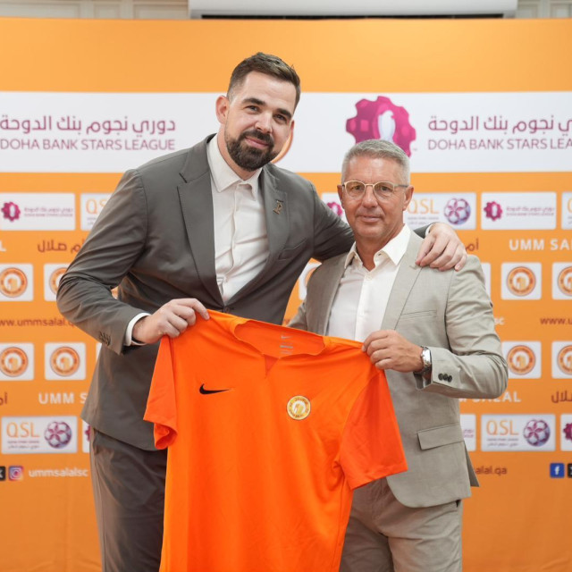 Omar Šaćiragić i Damir Čanadi nakon potpisa za Umm Salal