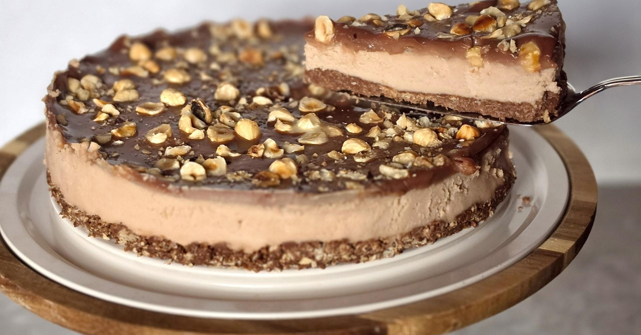 Gastro blogerica dala nam je recept za Ferrero tortu za koju ne trebate paliti pećnicu: potrebno vam je samo šest sastojaka