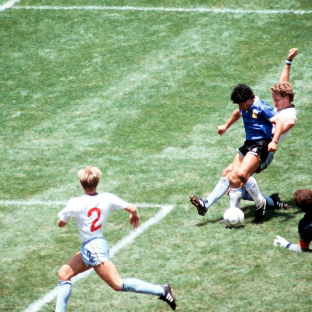 Na SP 1986. godine, Argentinac Diego Armando Maradona uništio je Engleze na Azteca stadionu ”Božjom rukom” i ”Golom stoljeća”... 