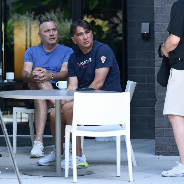 Zlatko Dalić u razgovoru s HNS-ovim predsjednikom Marijanom Kustićem