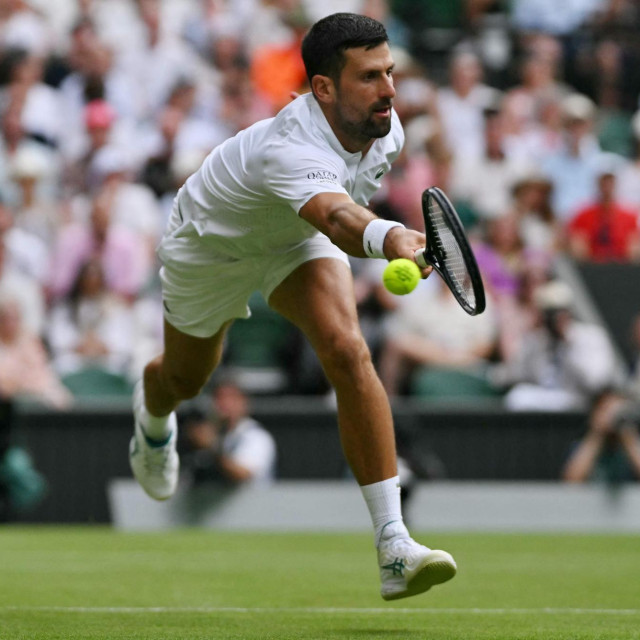 Novak Đoković je u tri seta uspio pobijediti Rusa Romana Safjullina